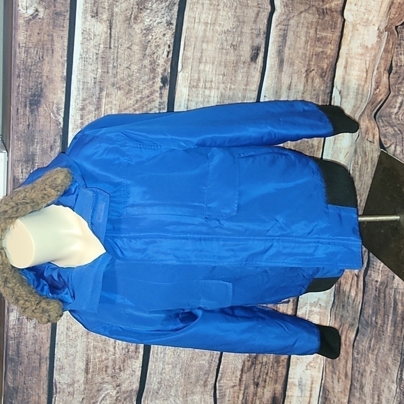 Winter Jacket - Picture 1 of 3
